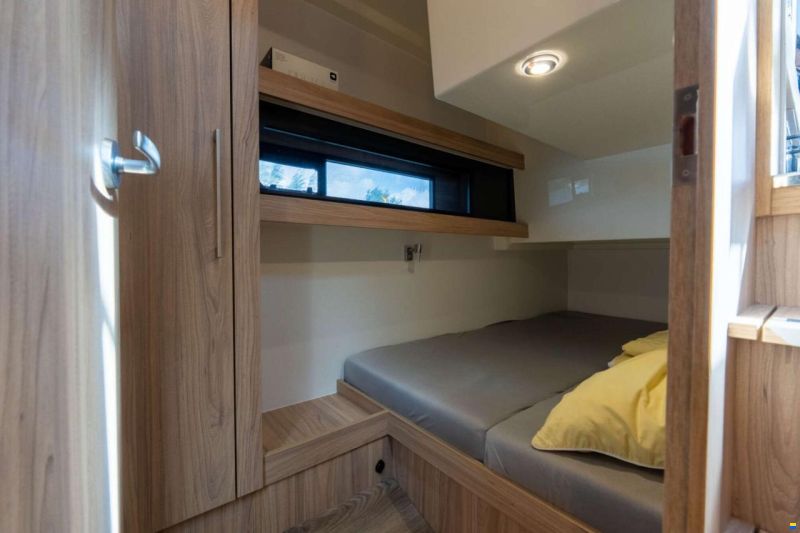 Cobra Futura 40 Grand Horizon