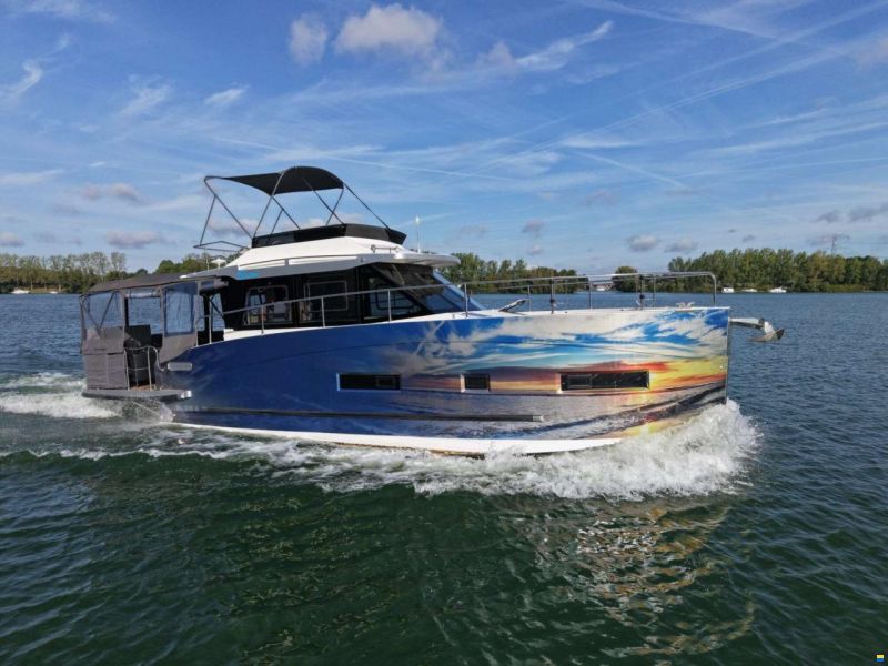 Cobra Futura 40 Grand Horizon