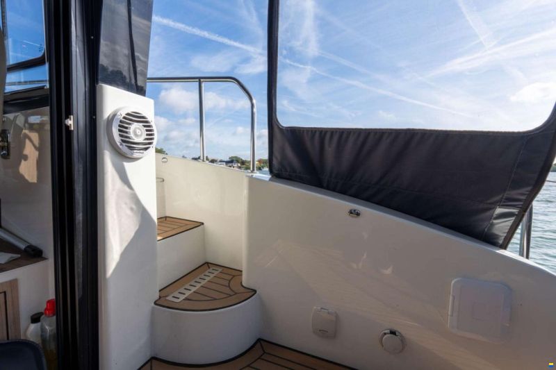 Cobra Futura 40 Grand Horizon