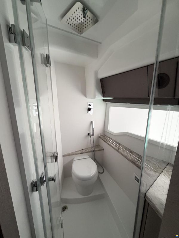 Galeon 400 Fly