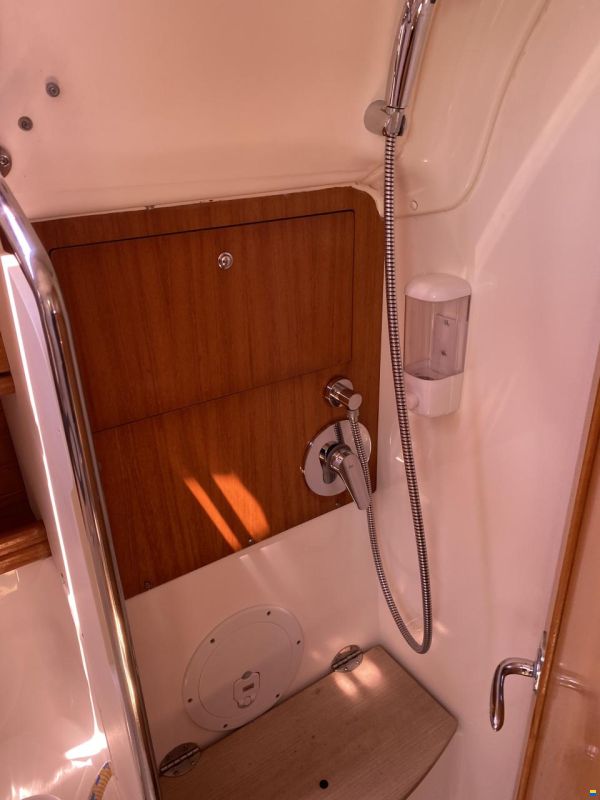 Bavaria Cruiser 39