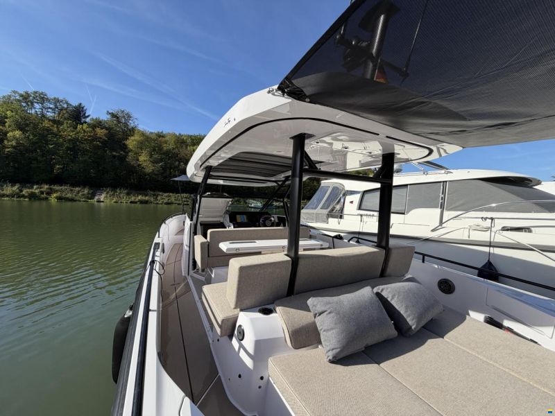 Axopar 37 Sun-Top