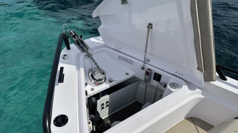 Axopar 37 Sun-Top