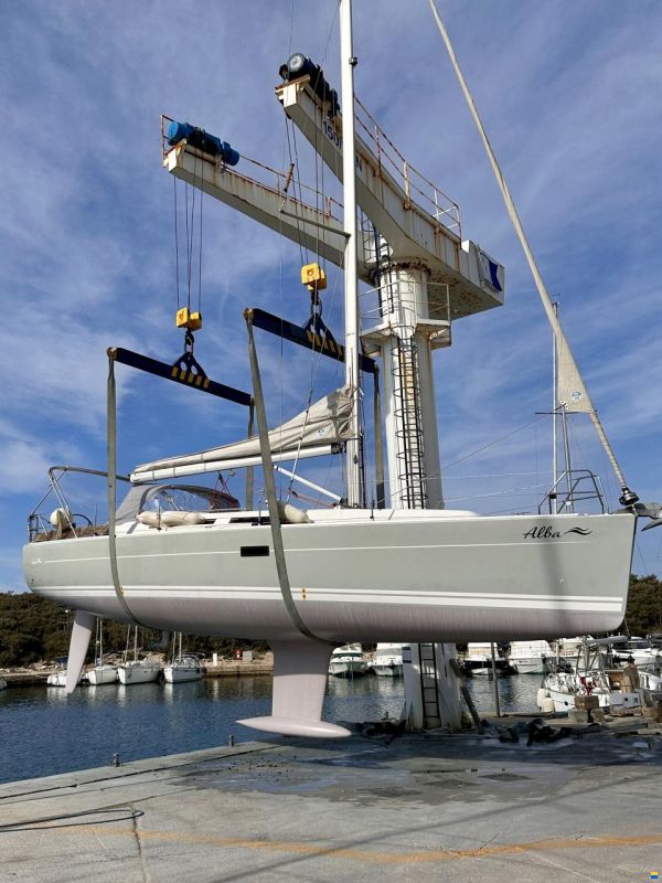 Hanse 375