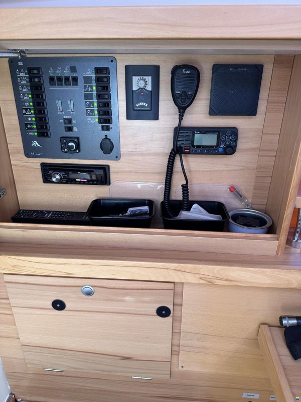 Hanse 375
