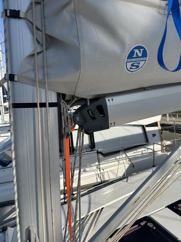 Hanse 375