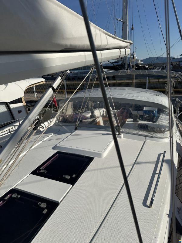 Hanse 375