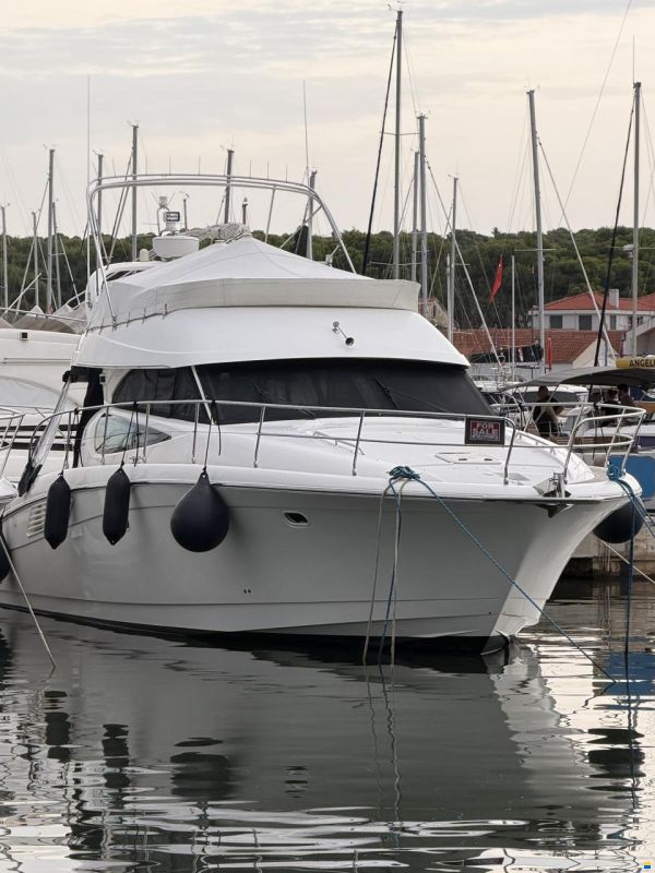 Prestige Jeanneau Prestige 42 Fly