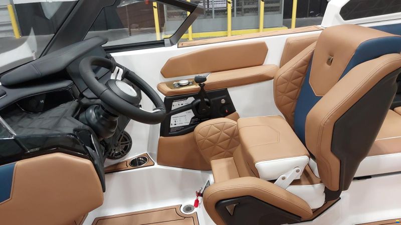 Correct Craft Super Air Nautique GS22