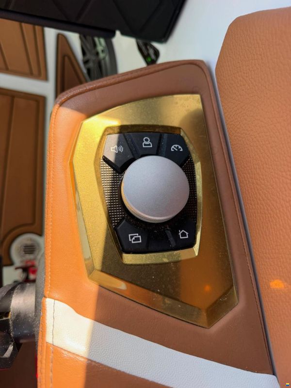 Correct Craft Super Air Nautique GS22