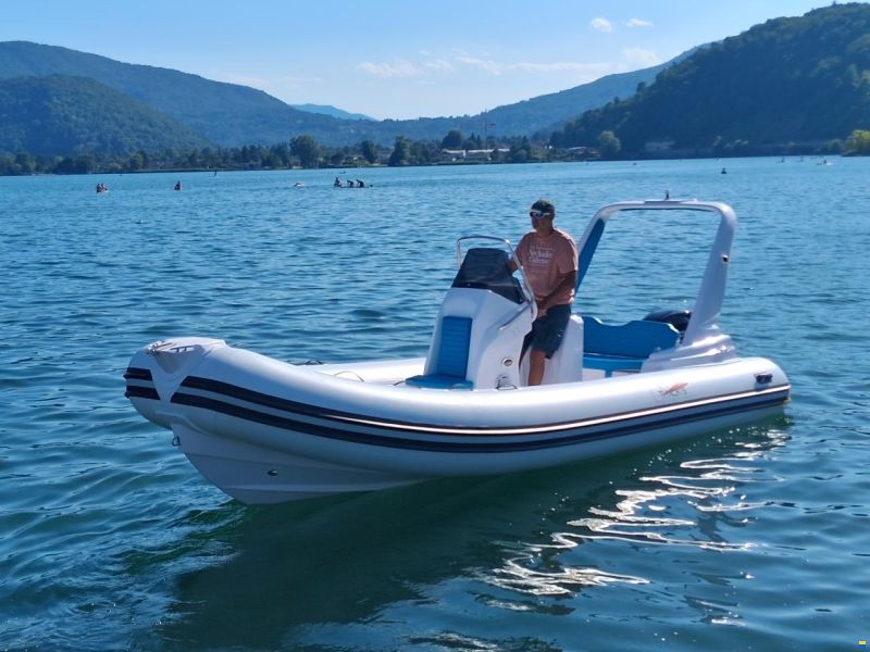 TI Yachts Bullmax 600