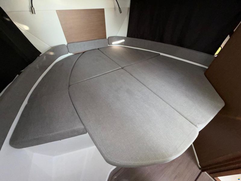 Beneteau Antares 9