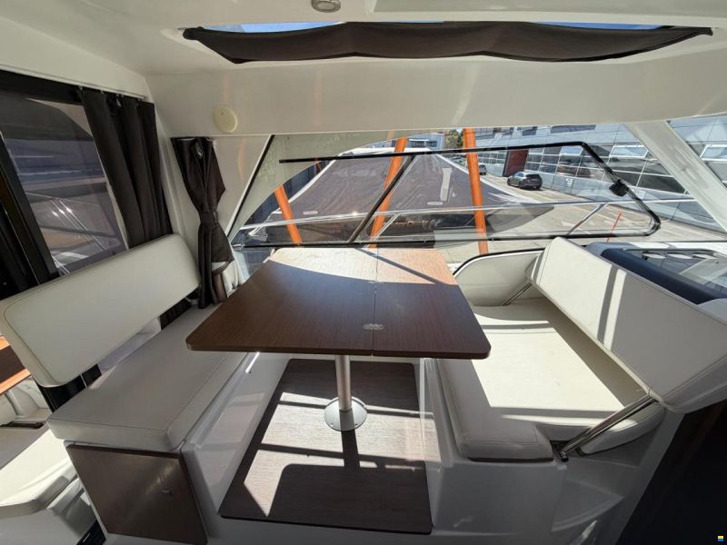 Beneteau Antares 9