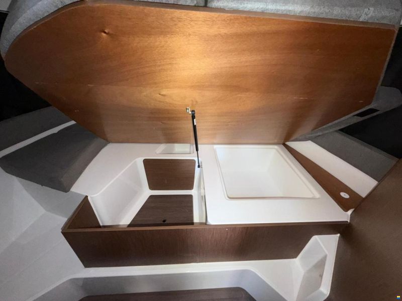 Beneteau Antares 9