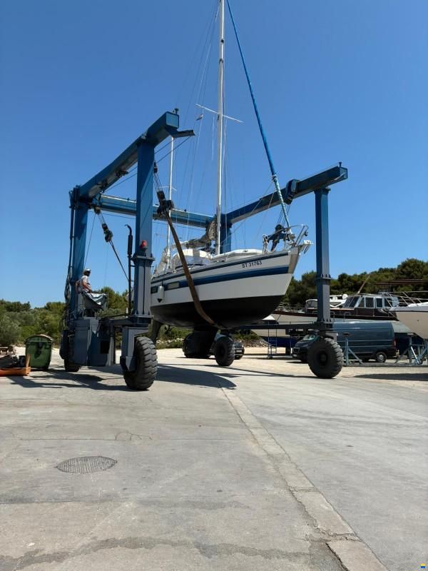Coronado 35 Ketch