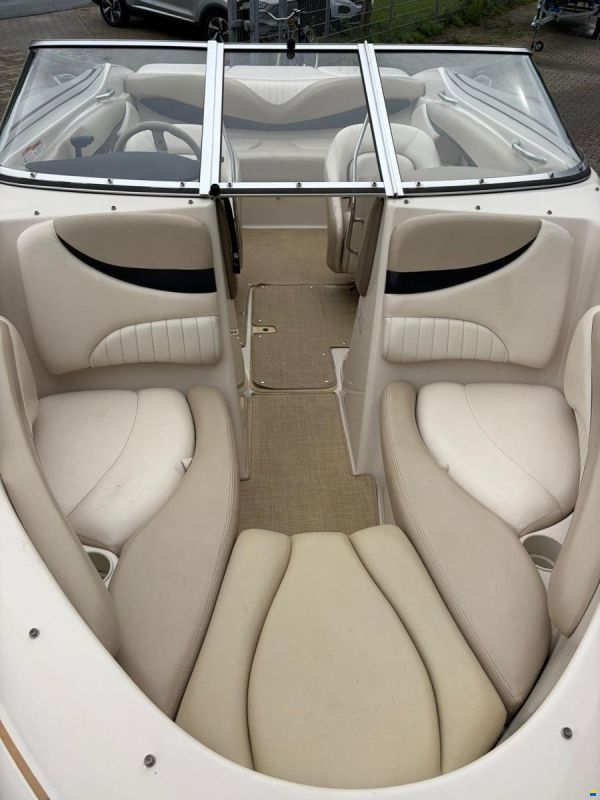 Glastron GX185 Bowrider