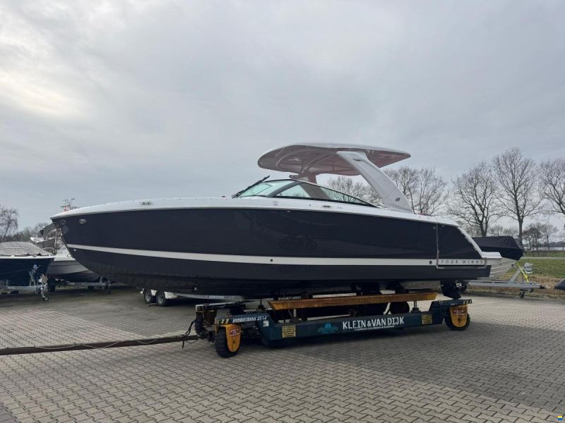 Four Winns H9 Bowrider