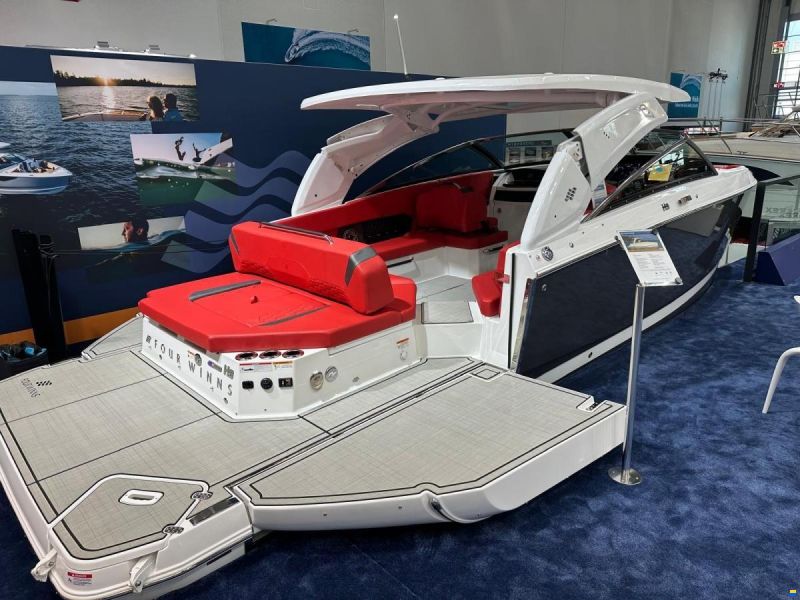 Four Winns H9 Bowrider