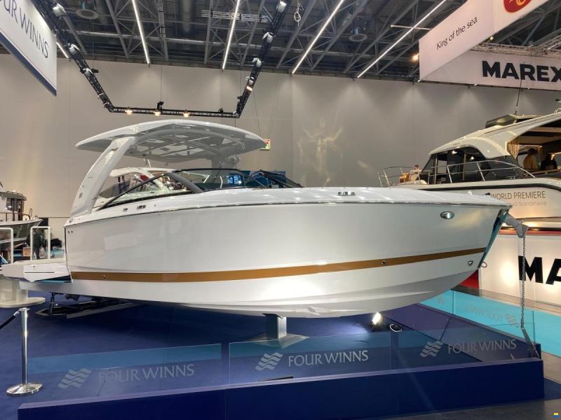 Four Winns H9 Bowrider