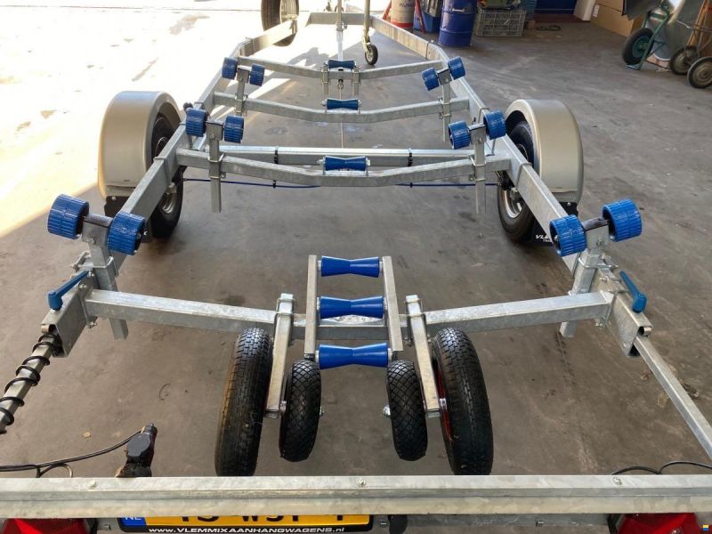 1350kg