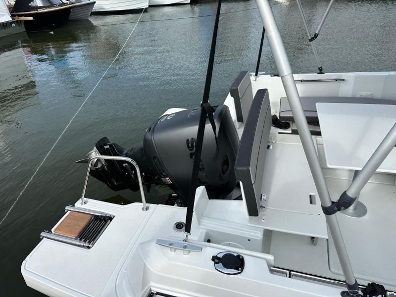Jeanneau Merry Fisher 695 Serie 2. Deze prachtige