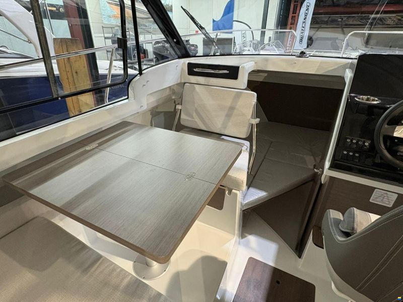 Jeanneau Merry Fisher 695 Serie 2. Deze prachtige