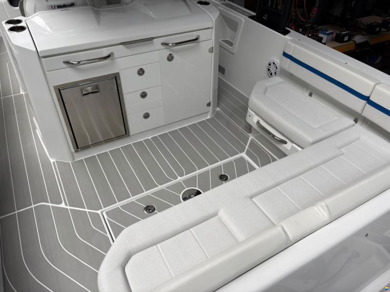 Wellcraft 28 T-Top Sport