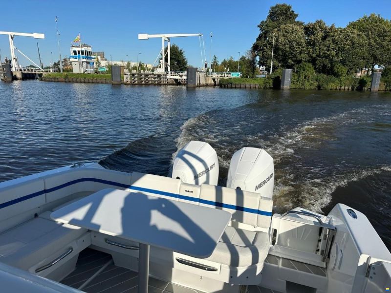 Wellcraft 28 T-Top Sport