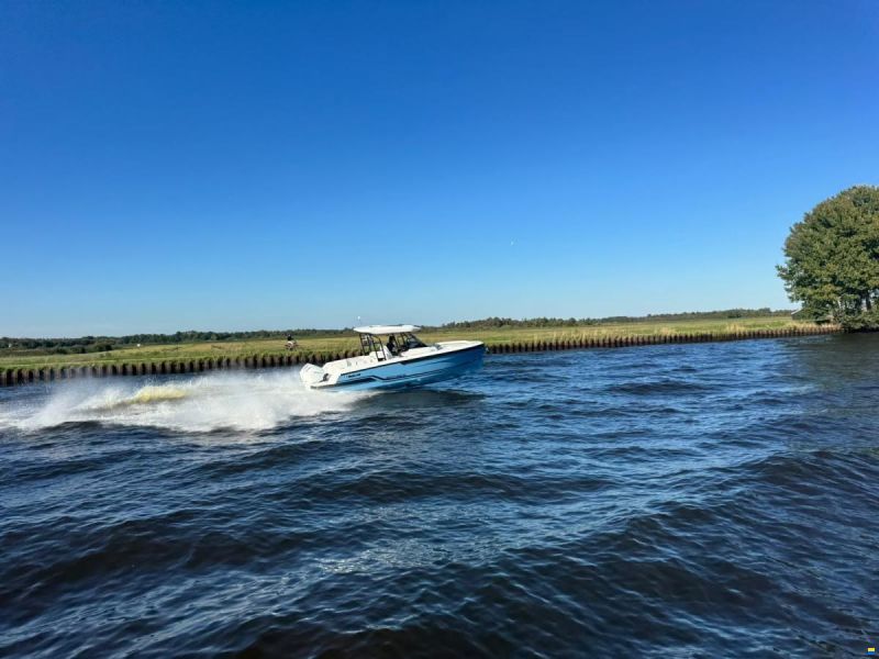 Wellcraft 28 T-Top Sport
