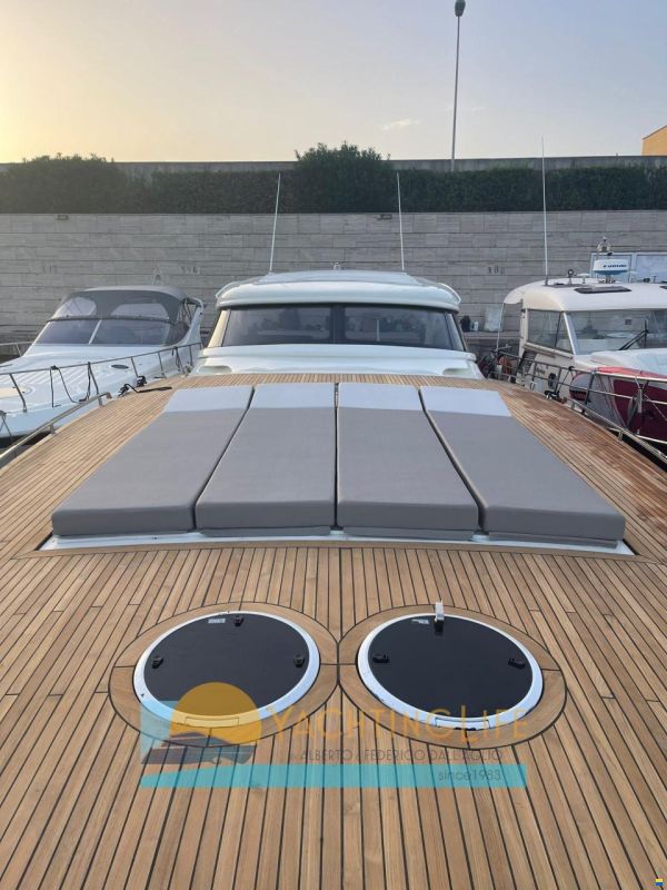 Baia AZZURRA 63