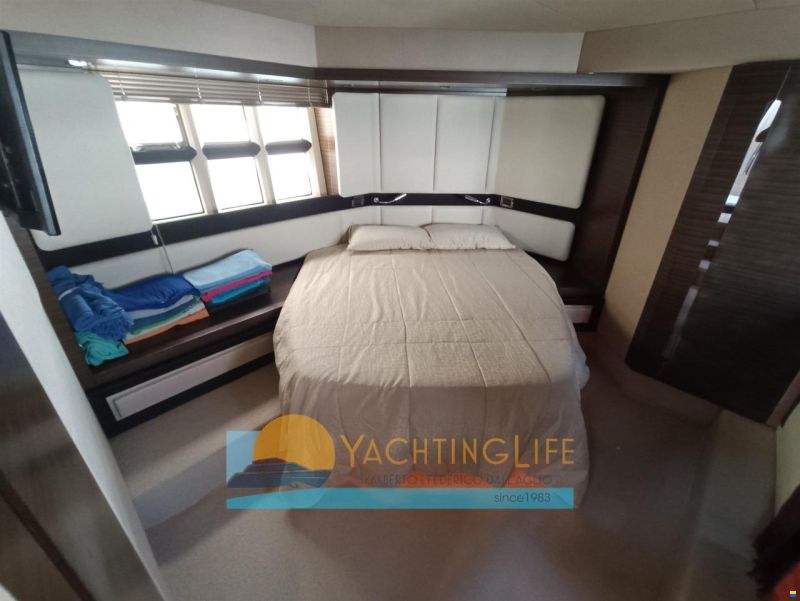 Azimut 55S