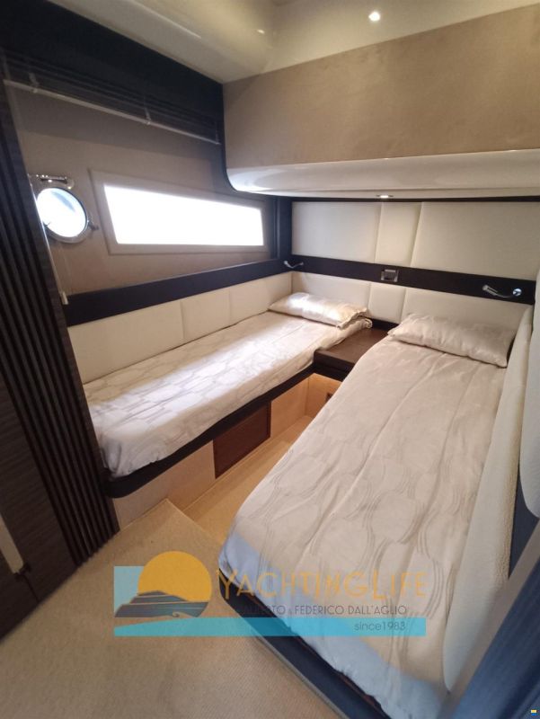 Azimut 55S
