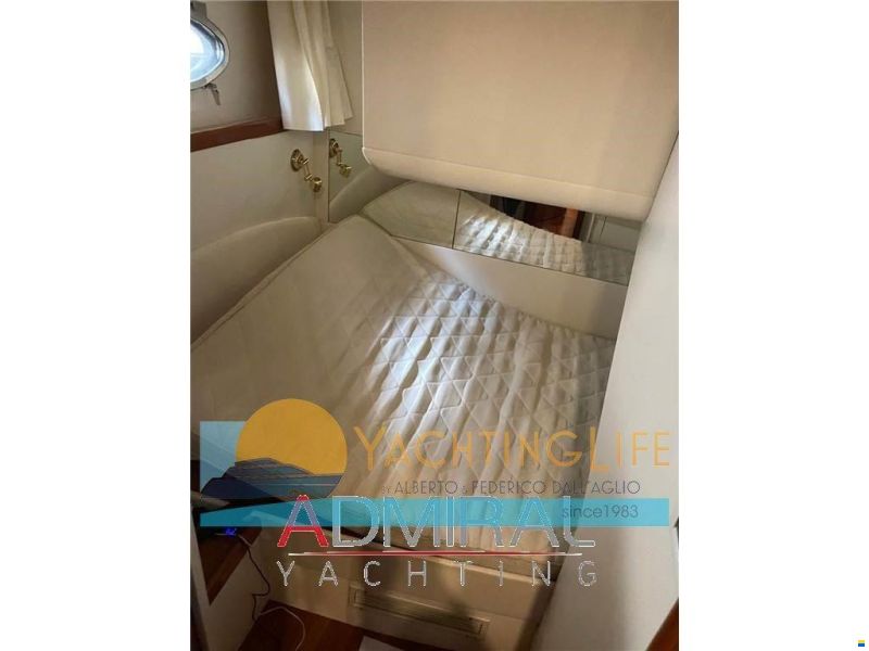 Pershing 50'