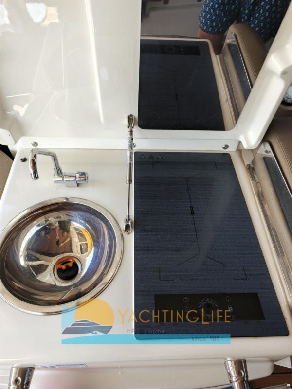 Cranchi M44 HT