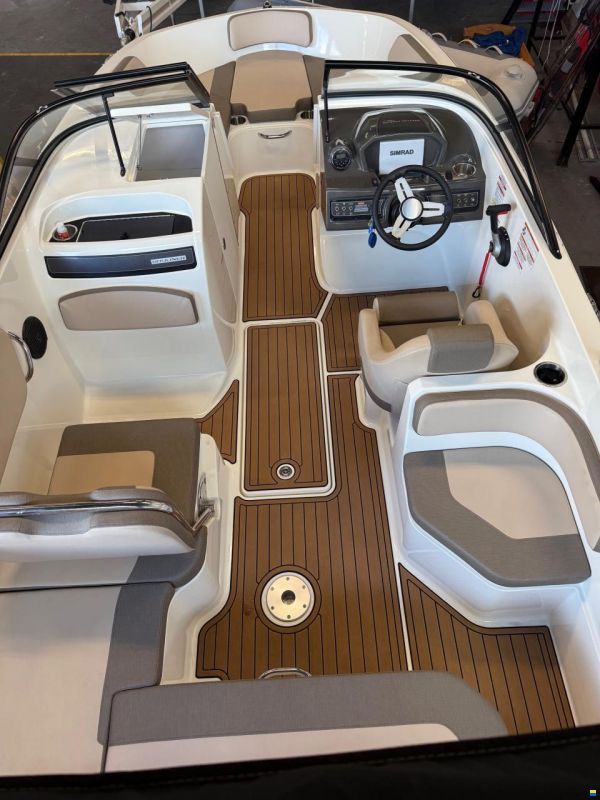 Bayliner VR6 E