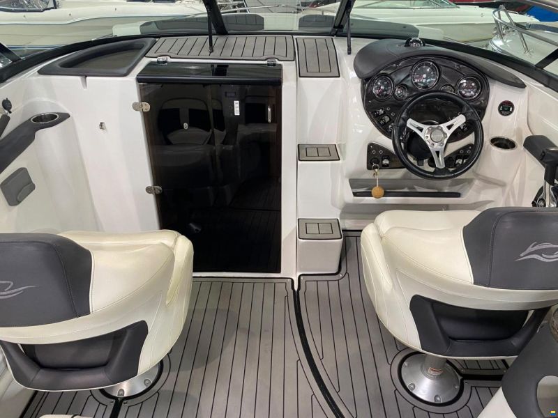 Rinker 26 QX CC