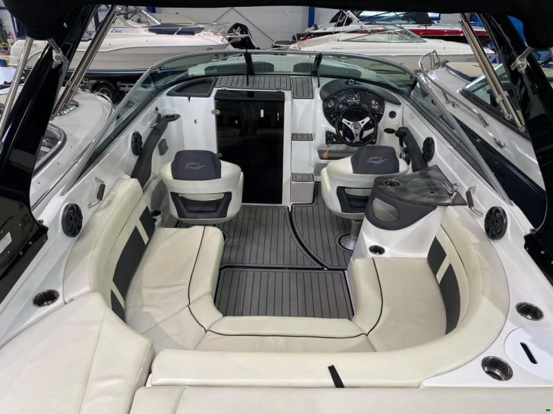 Rinker 26 QX CC