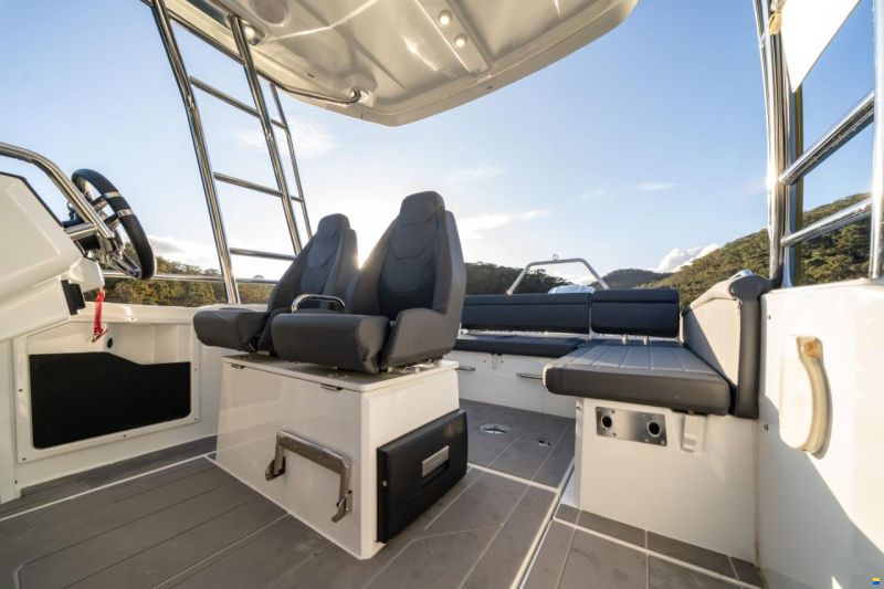 Quarken 27 T-Top