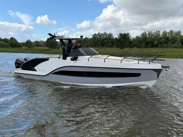 Grand Ocean 37