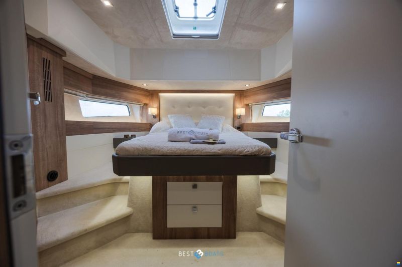 Cranchi Eco Trawler 43 Long Distance