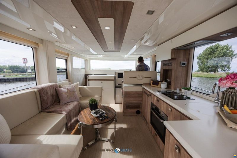 Cranchi Eco Trawler 43 Long Distance
