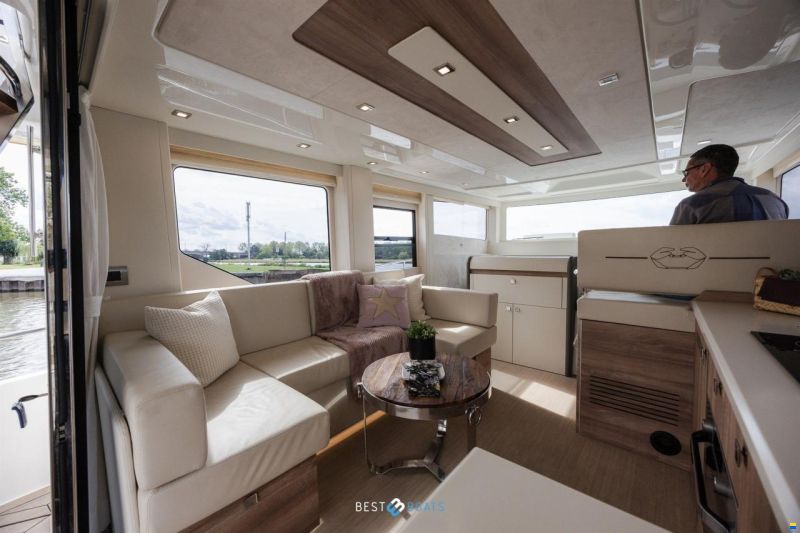 Cranchi Eco Trawler 43 Long Distance