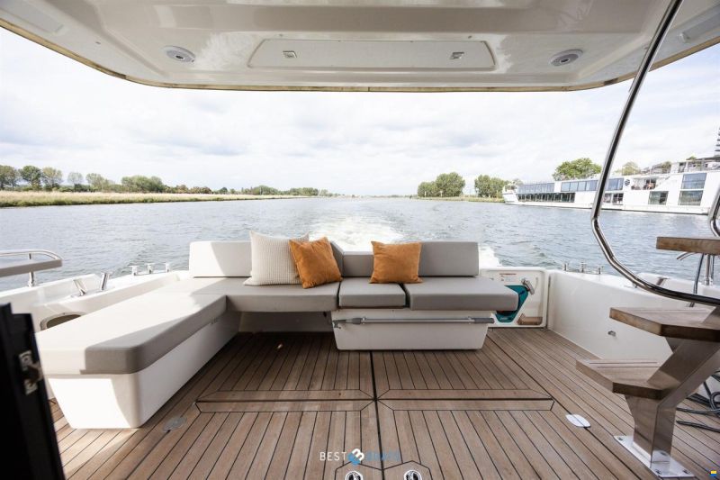 Cranchi Eco Trawler 43 Long Distance