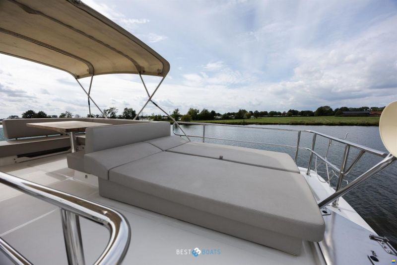 Cranchi Eco Trawler 43 Long Distance