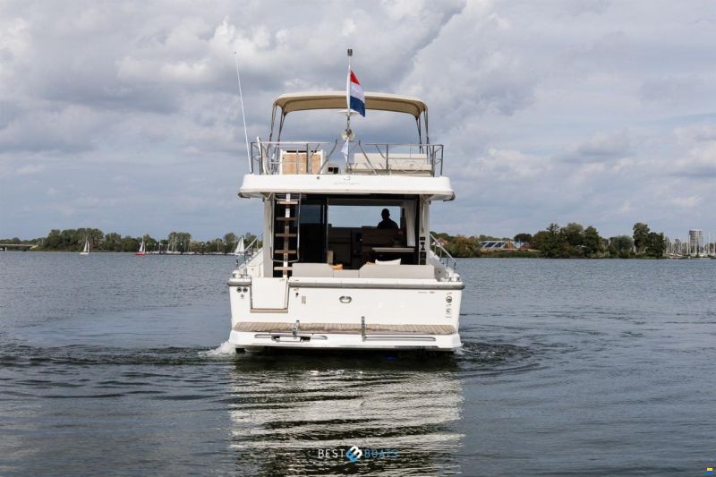 Cranchi Eco Trawler 43 Long Distance