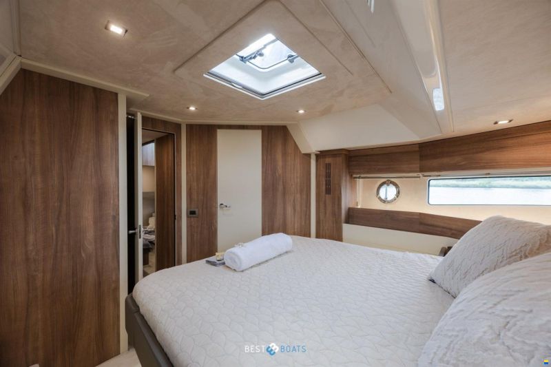 Cranchi Eco Trawler 43 Long Distance
