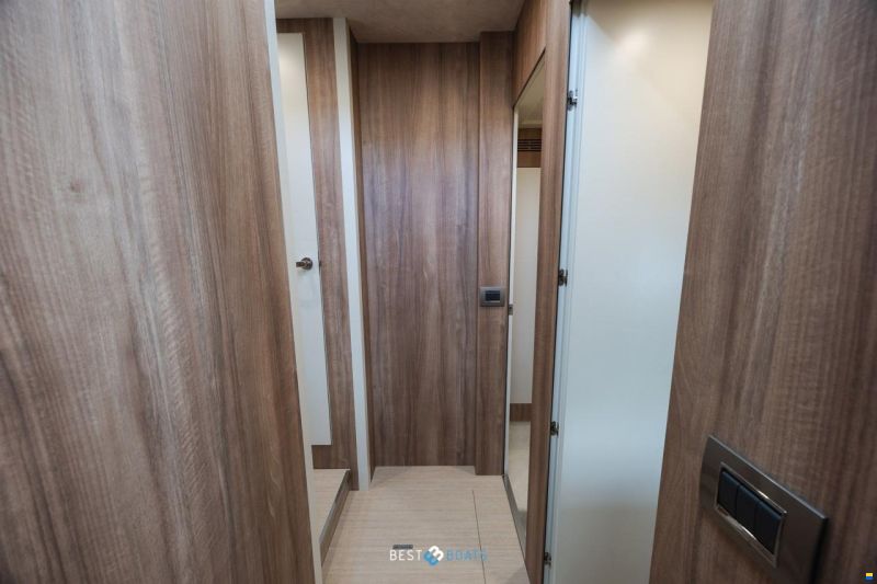 Cranchi Eco Trawler 43 Long Distance