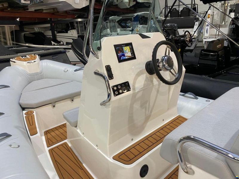 Zodiac Medline 5.8 RIB