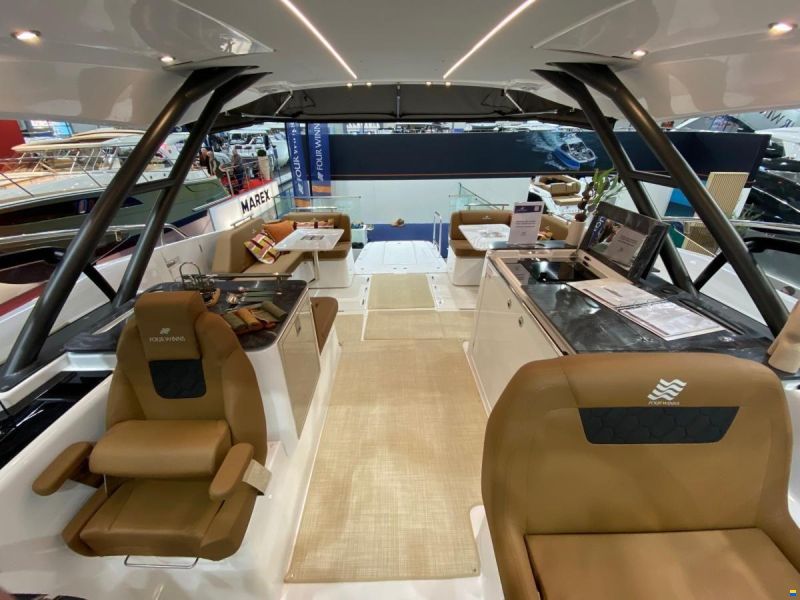 Jeanneau TH38 Twin-Hull