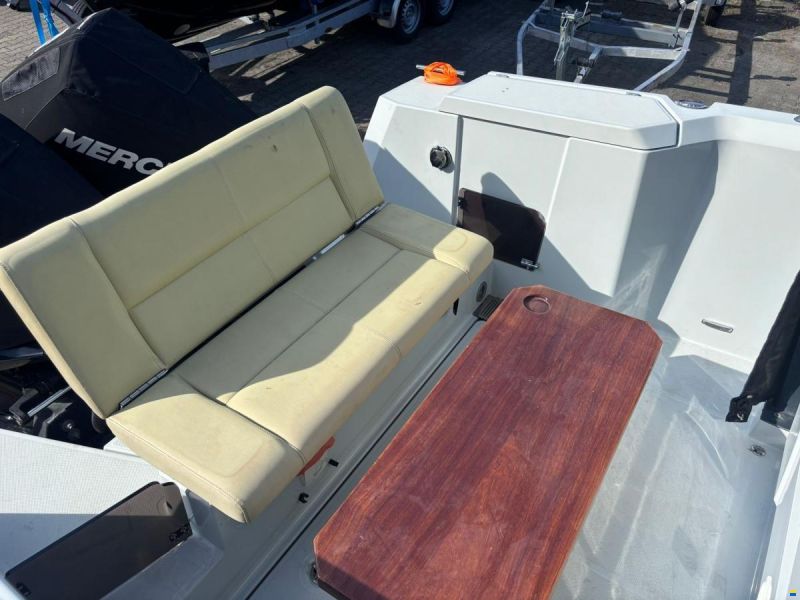 XO Boats DFNDR 9